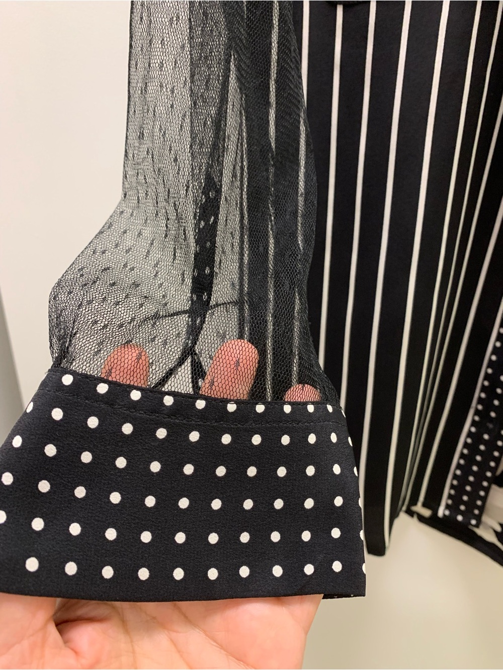 Equipment Black and White Polka Dot Blouse 100% silk, size S - Picture 5 of 8